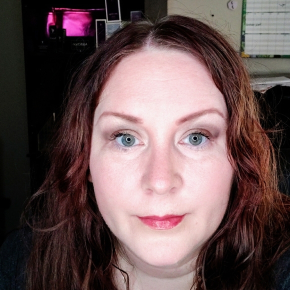 Meet your Posher, Dorothy - Picture 1 of 1